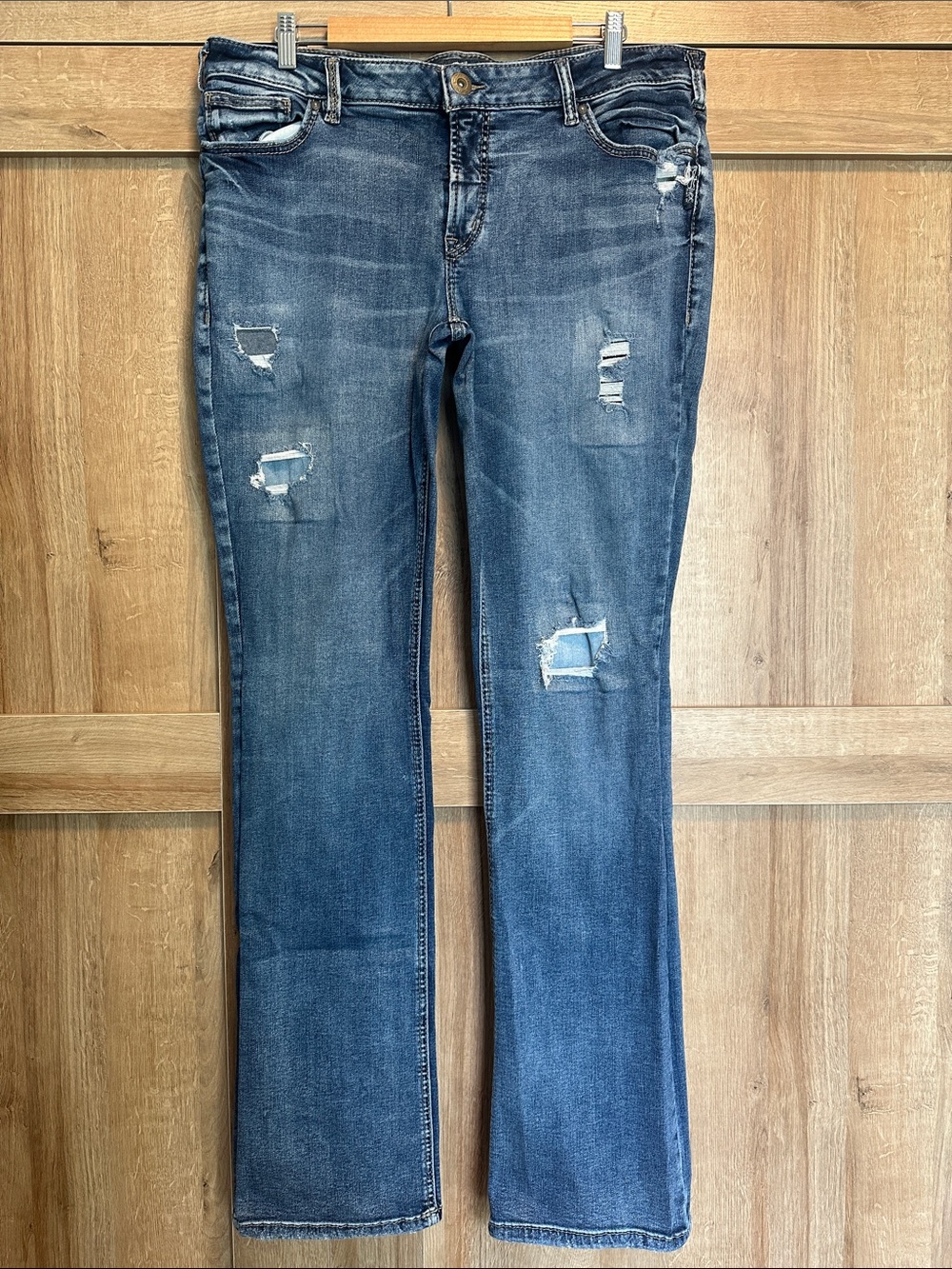 Silver Jeans Aiko Slim Boot Cut Distressed Blue Denim - 38/37
